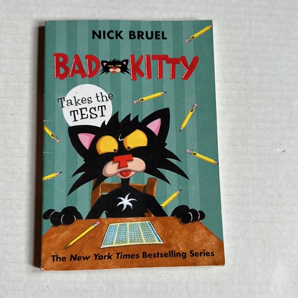 Bad Kitty Book Lot 9 Books First Editions - Picture 5 of 14